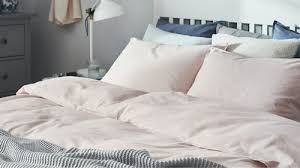 Make a Statement in Your Bedroom with a Bold and Eye-Catching Duvet cover set post thumbnail image