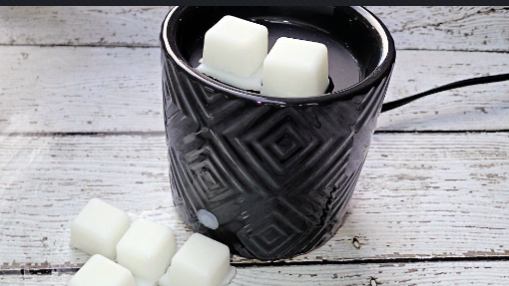 Handcrafted wax melts: Unleash the Scentful Magic! post thumbnail image