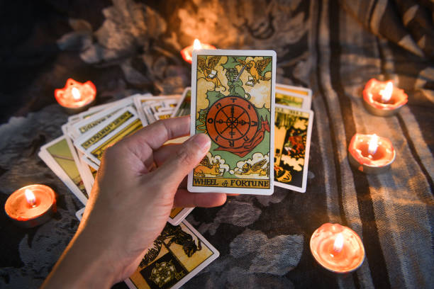 Today’s Best Relationship Guide: free tarot reading post thumbnail image