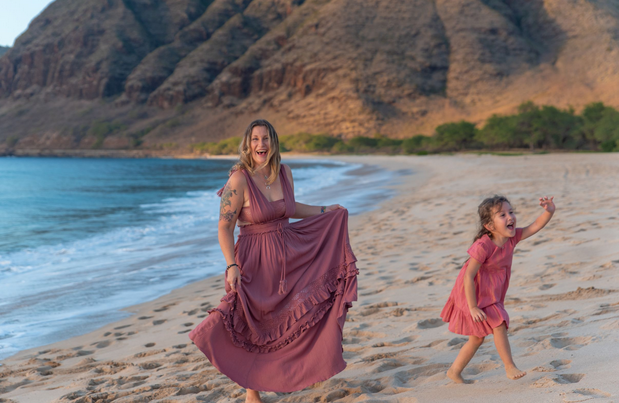 Oahu Family Photography: Uniting Hearts in Pictures post thumbnail image