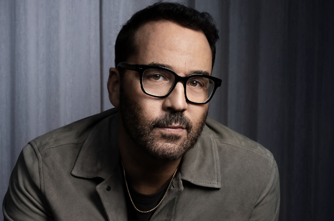 Jeremy piven: From TV to Hollywood Heights post thumbnail image