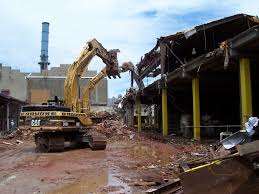 Cincinnati’s Demolition Experts: Razing with Precision post thumbnail image